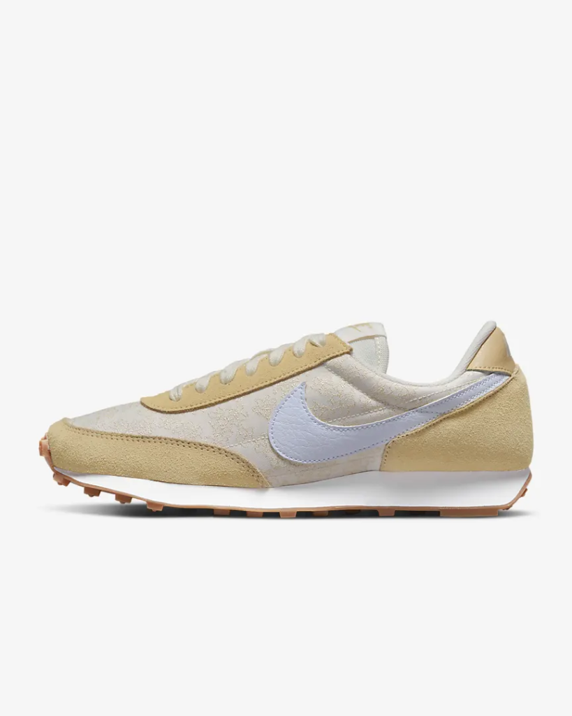 Women’s Nike DBreak SE ‘Sesame / Sail’ .22 Free Shipping