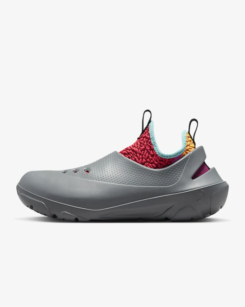 Jordan System.23 ‘Cool Grey / Siren Red’