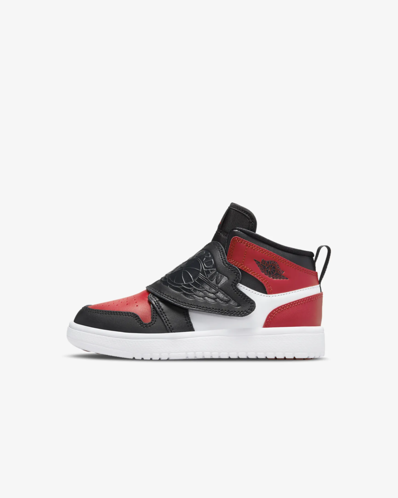 PS Sky Jordan 1 ‘Black / Varsity Red’
