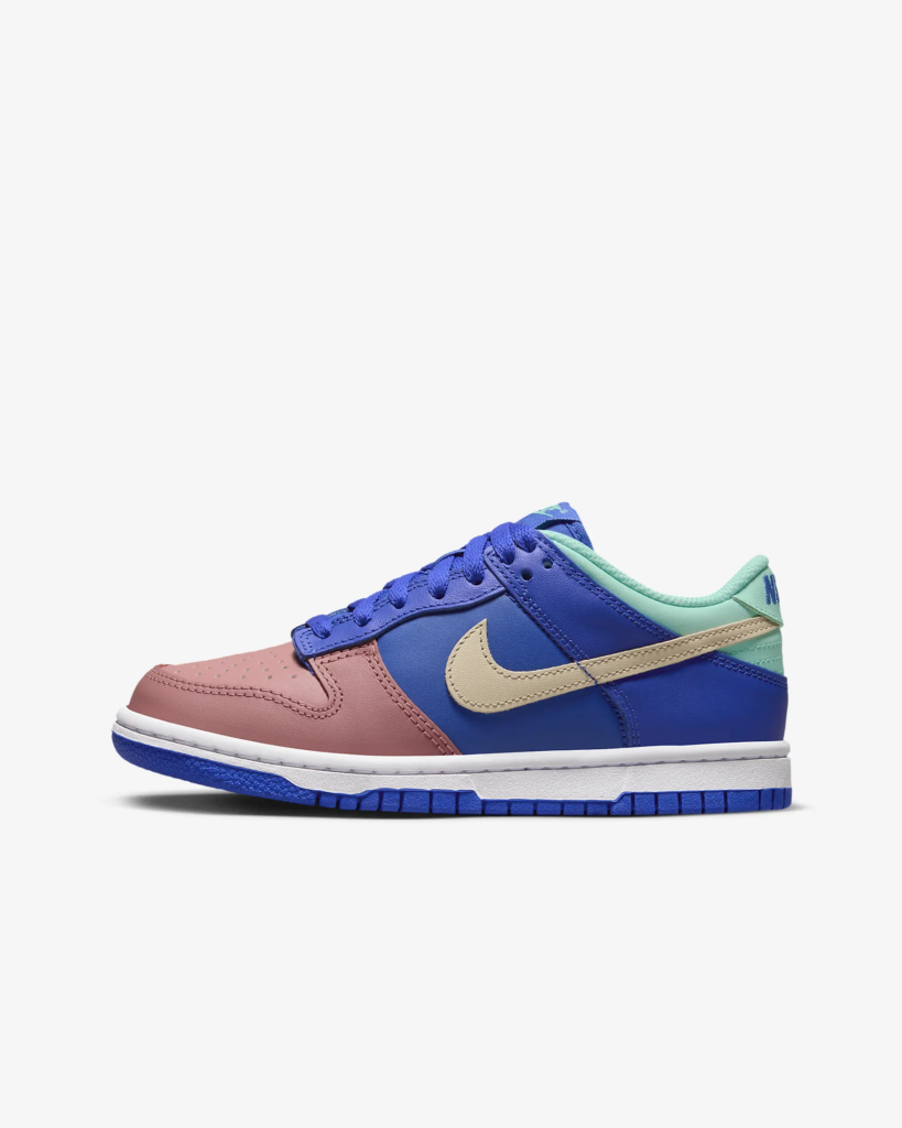 GS Nike Dunk Low ‘Hyper Royal / Stardust’