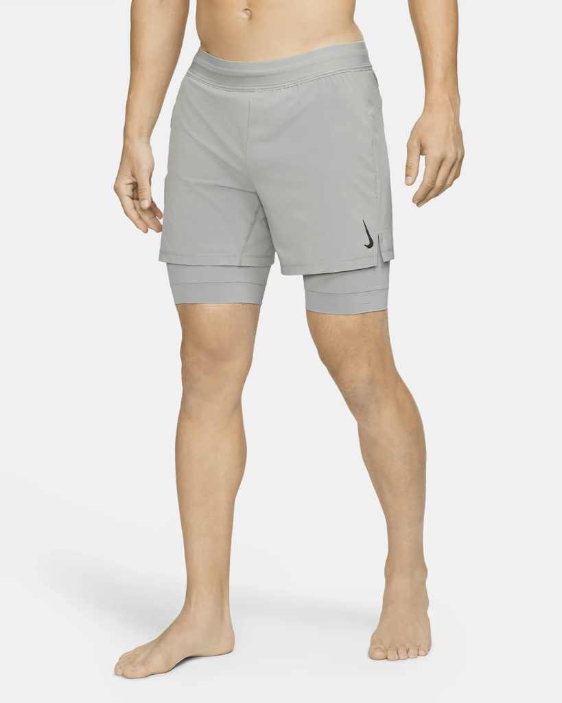 Nike Yoga 2-in-1 Shorts .37