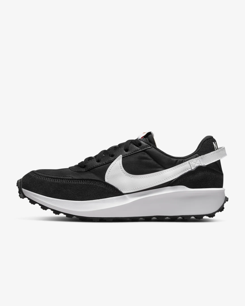 Nike Waffle Debut ‘Black / White’ .77