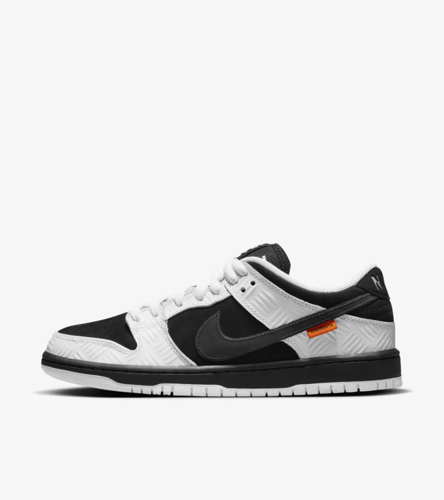 TIGHTBOOTH x Nike SB Dunk Low