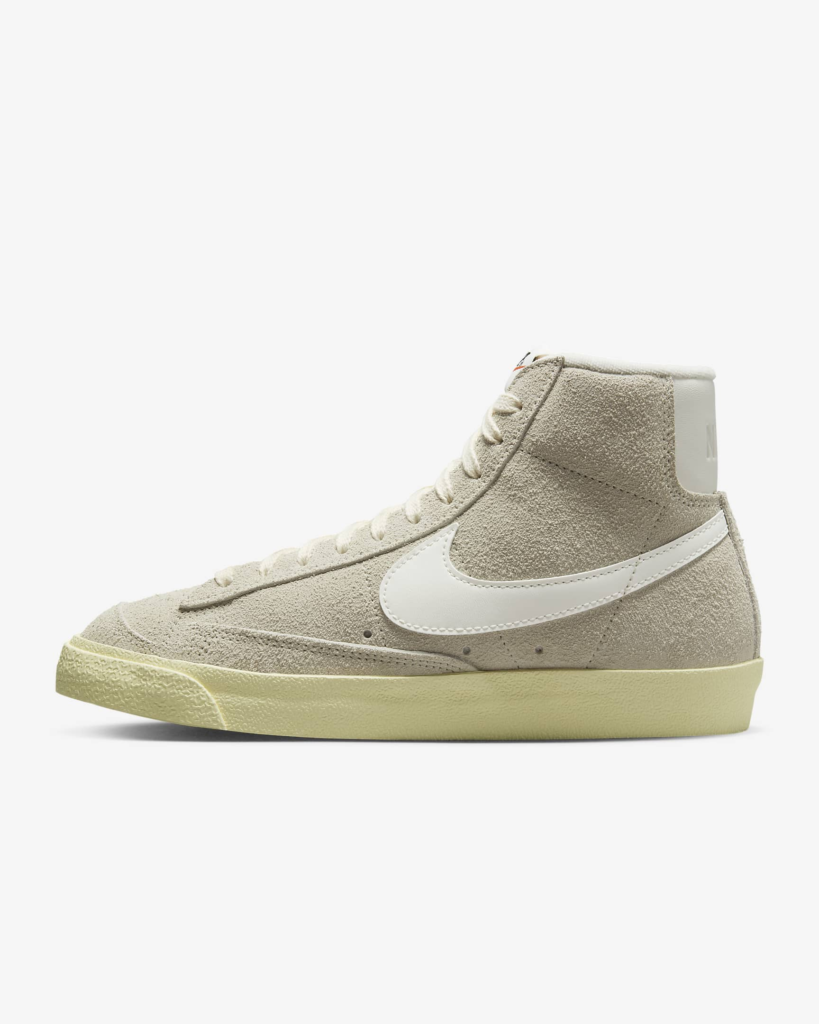 Nike Blazer Mid ’77 Vintage ‘Light Bone’ .22 Free Shipping