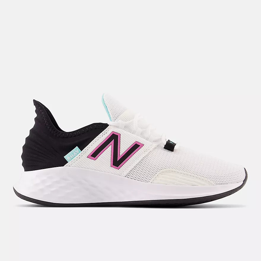 Women’s New Balance Fresh Foam Roav ‘White / Surf’ .99