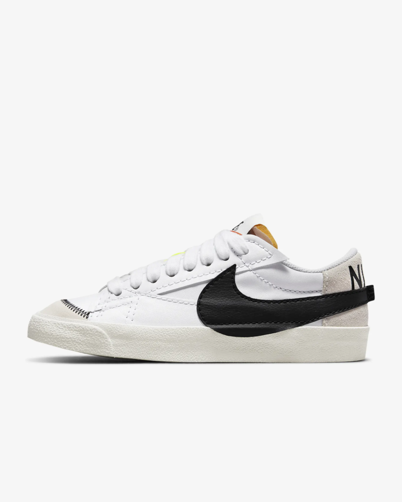 Women’s Nike Blazer Low ’77 JUMBO ‘Black / White’ .50