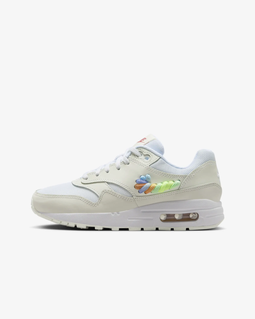 GS Nike Air Max 1 SE ‘Lace Swoosh’