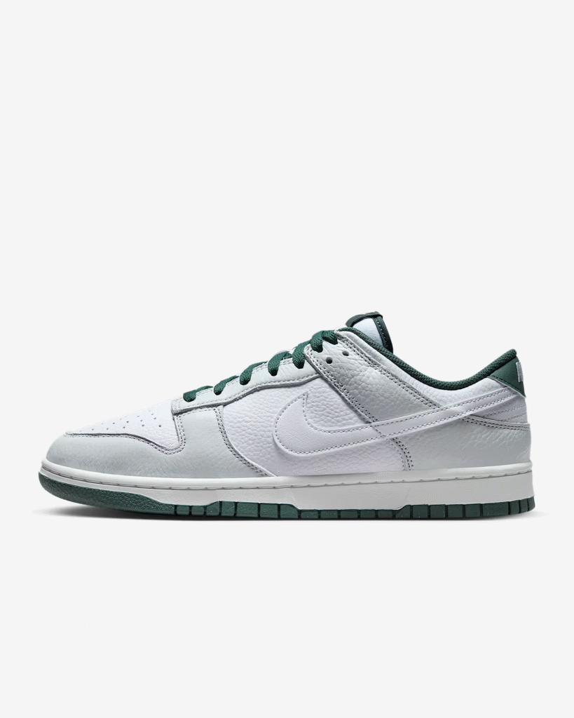 Nike Dunk Low Retro SE ‘Photon Dust / Vintage Green’ .98