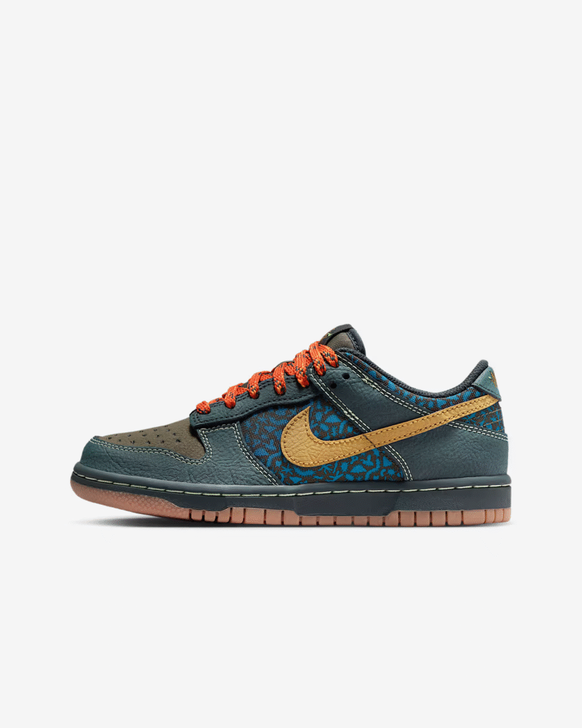 GS Nike Dunk Low ‘Seaweed / Green Abyss’