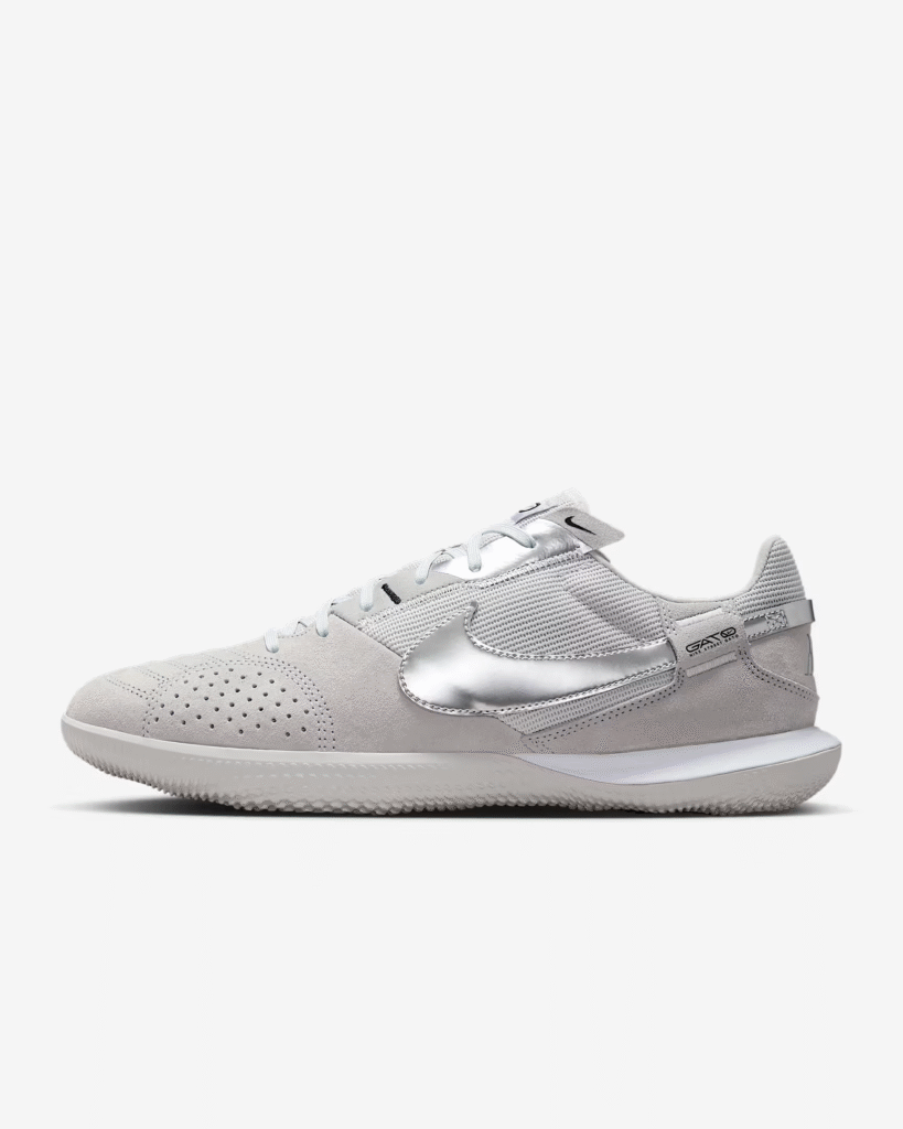 Nike Streetgato ‘Photon Dust / Metallic Silver’