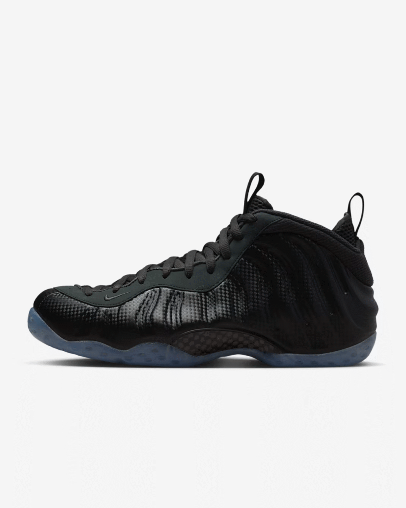 Nike Air Foamposite One ‘Carbon Fiber’