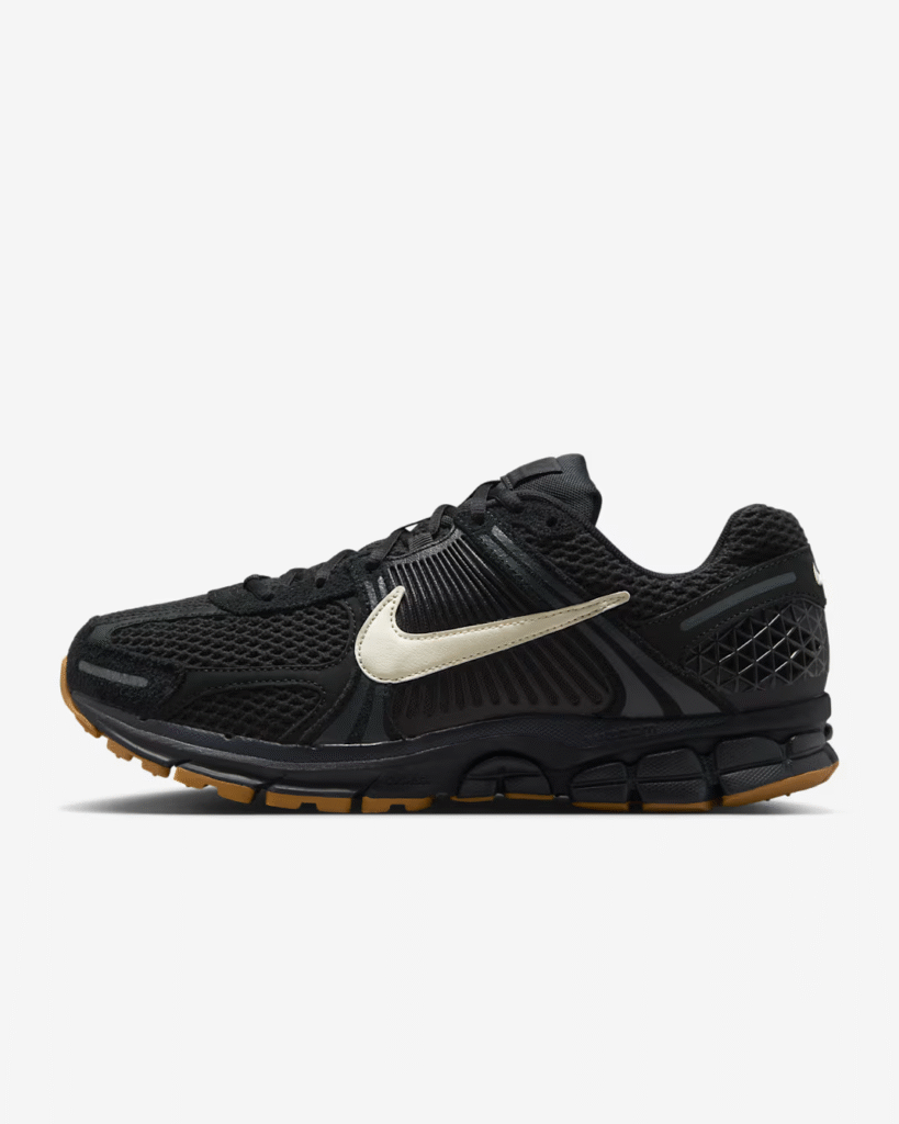 Nike Zoom Vomero 5 ‘Black / Off-Noir’