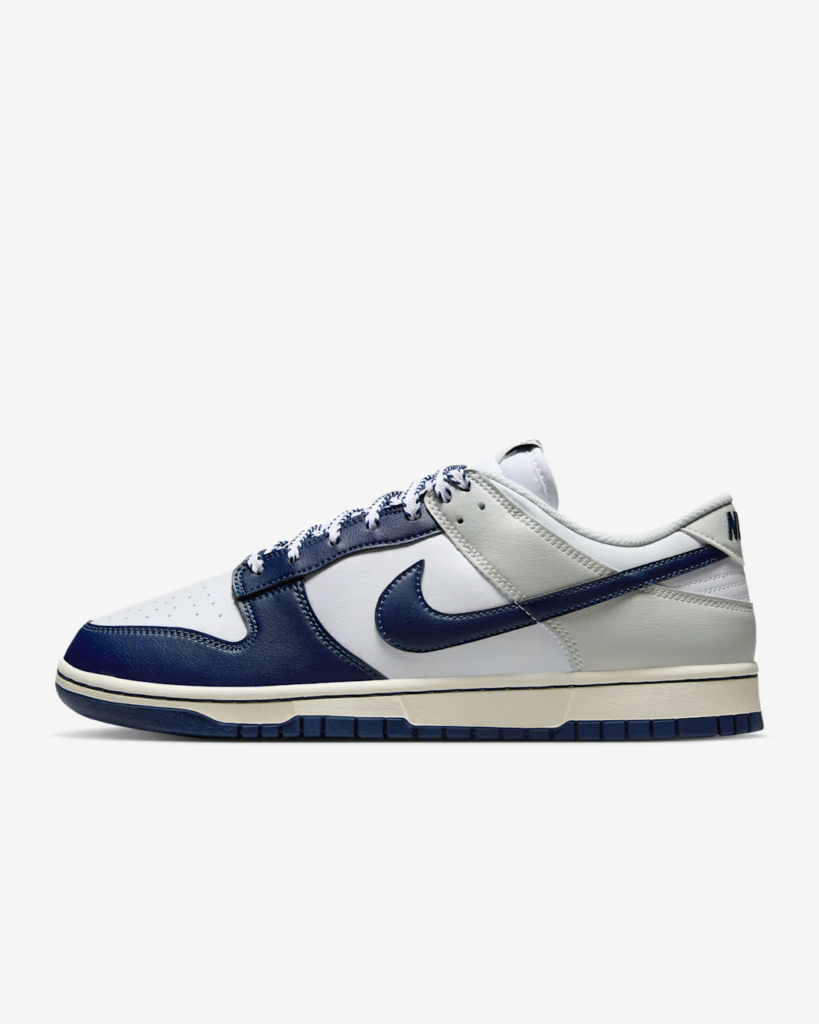 Nike Dunk Low Retro Rivalry Pack ‘Yankees’ .72 Free Shipping