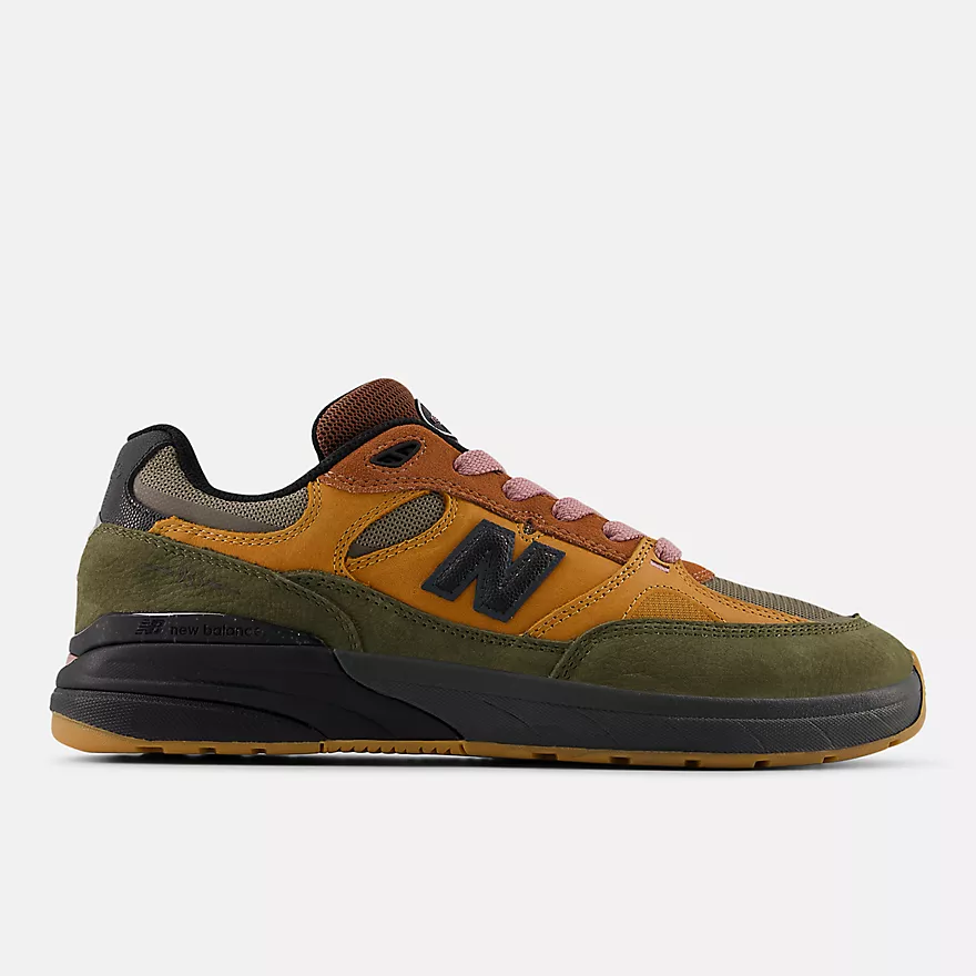 Mike Gigliotti x New Balance Numeric 933 Reynolds