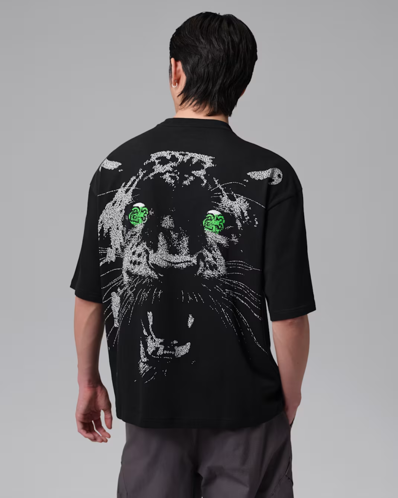 Jordan Oversized T-Shirts ‘Black Cat’
