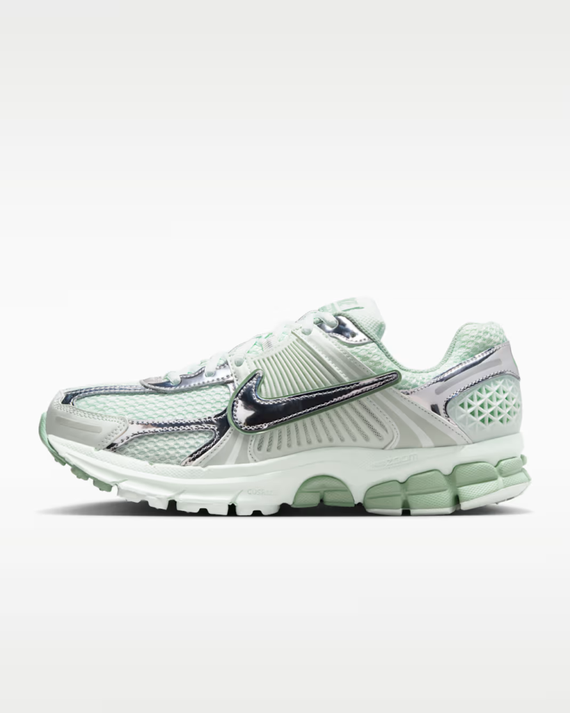 Women’s Nike Zoom Vomero 5 ‘Spruce Aura / Chrome’