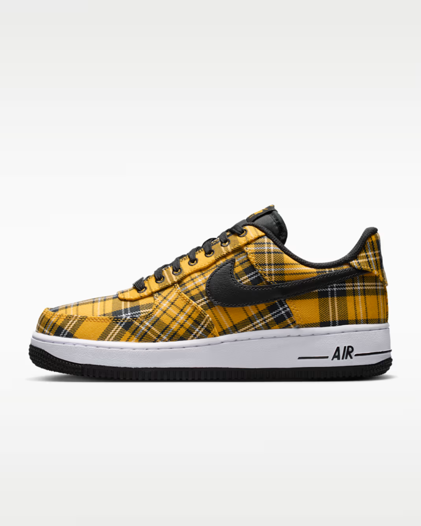 Women’s Nike Air Force 1 ’07 ‘Clueless’