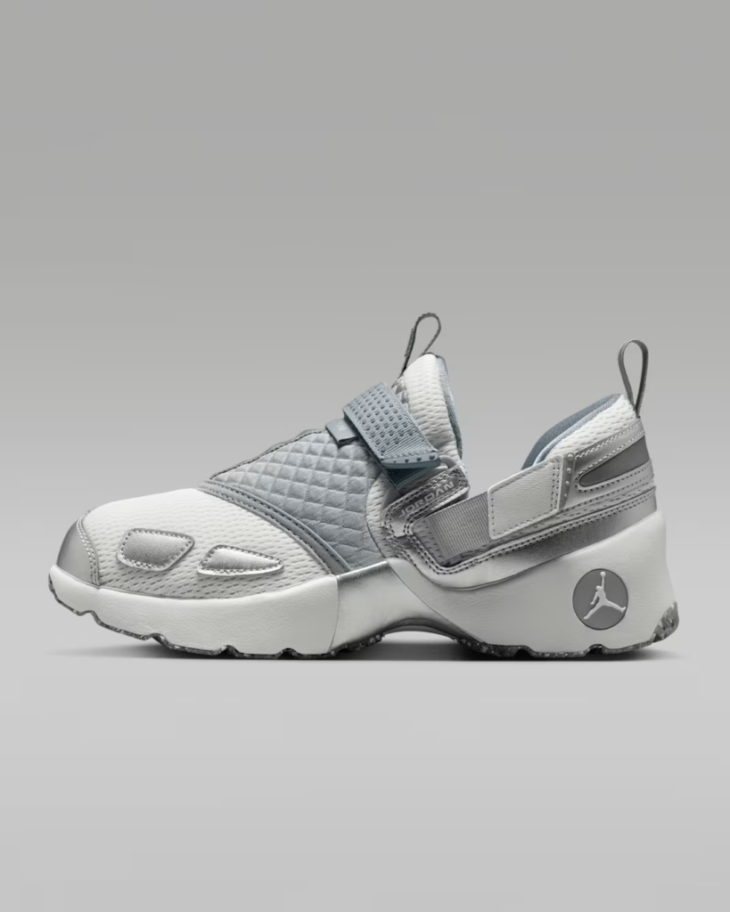 Jordan Trunner LX ‘Wolf Grey / Reflective Silver’ .72 Free Shipping